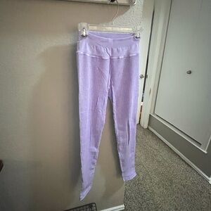 NUX sz. L High Waisted Lilac Leggings